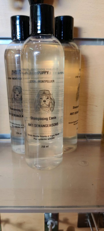 Gamme de shampoing spécialisé pour chien à poils longs et soyeux type cocker ou Yorkshire